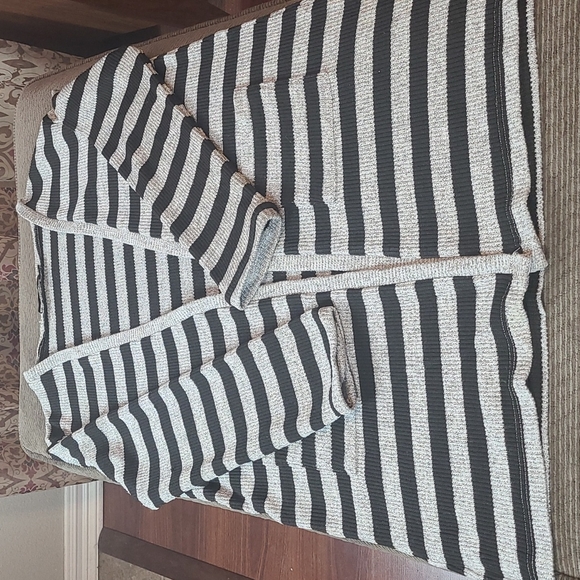 Doe & Rae Striped Cardigan - Picture 11 of 11